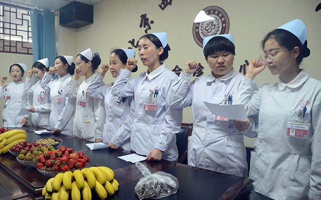 【5.12护士节】万象城举办茶话会白衣天使受表彰(图3)